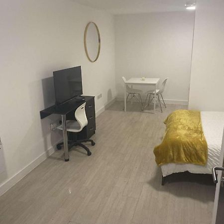 Rapid'S Studio Apartment Liverpool Exterior photo